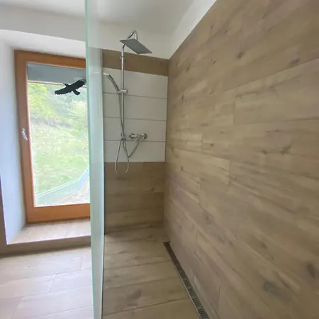 Lodge #5 With Double Bed In A With Nice Pool Ústí nad Labem