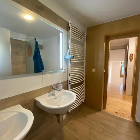 #5 With Double Bed In A With Nice Pool *